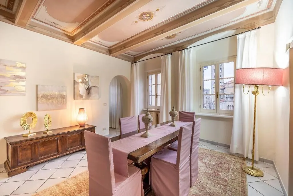 Piazza Grade Boutique Apartment Arezzo Italië